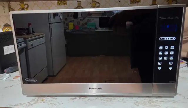 Panasonic full size microwave for sale628637374611211211
