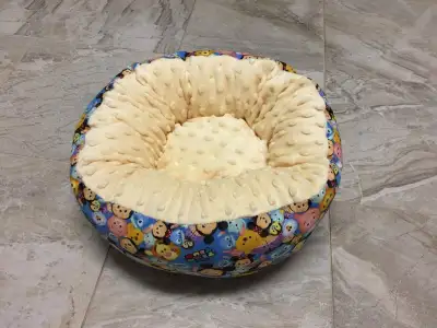 18” FERRET REVERSIBLE ROUND BEDS, View more