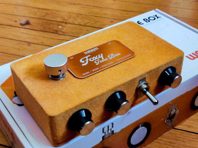 Foxy Tone Box Octave Fuzz Guitar Pedal by Warm Audio in Amps & Pedals in Oshawa / Durham Region - Image 3