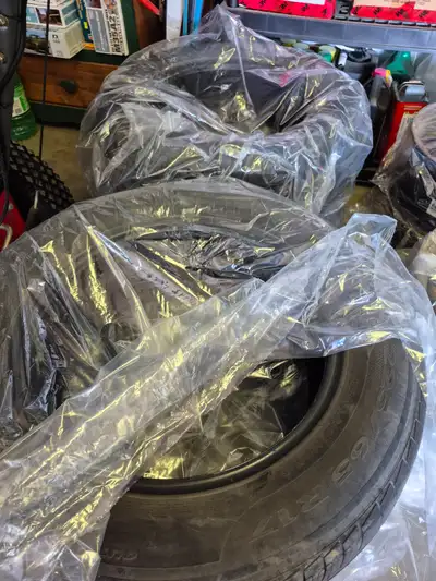 All Season Tires 225/65 R17 set of 4 Pirelli Cinturato $450