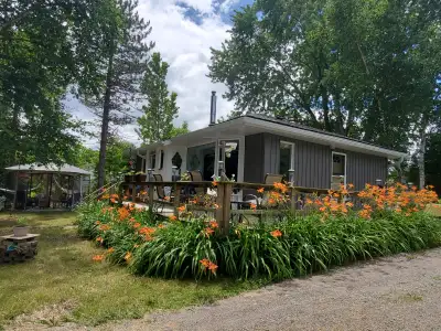 I have a beautiful family cottage for rent. $700 per week excluding July and August when it cost $11...