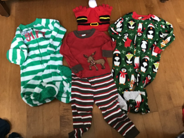 CHRISTMAS HOLIDAY SIZE 2T SHIRTS FLEECE SANTA - 1 ST. PATRICK’S in Clothing - 2T in Peterborough - Image 2