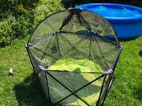 Summer play pen with canopy