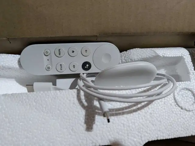 50" TCL Roku TV/Google TV in TVs in Oshawa / Durham Region - Image 7