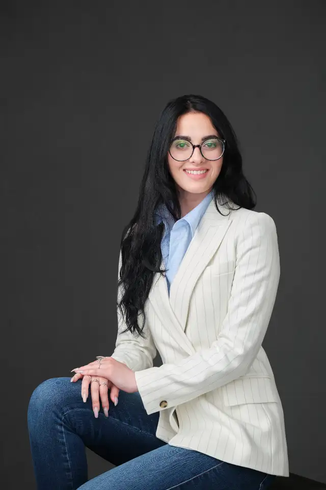 ESL/ENGLISH TUTOR - CERTIFIED IN TEFL