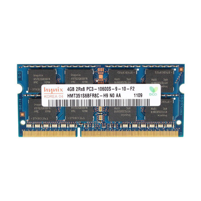 Hynix 4GB PC3-10600 2Rx8 Laptop Memory in Laptops in City of Toronto