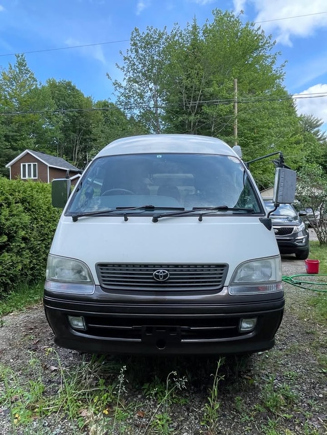 Camper/Van Toyota Hiace Supercustom 4WD — photo 2