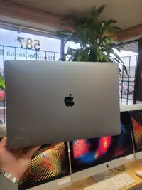 A1707 MacBook Pro touch Bar 2017