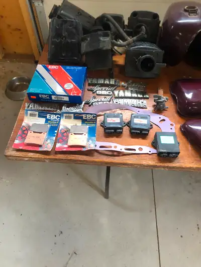 LOTS OF PARTS,SELLING AS A LOT,MOSTLY XS SPECIAL,MAXIM ,VIRAGO