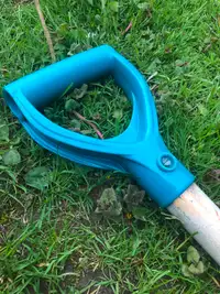 $7 for yardworks green garden handle