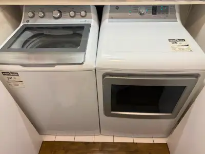 Nego  Dryer and washer/laveuse sécheuse (big capacity), View more