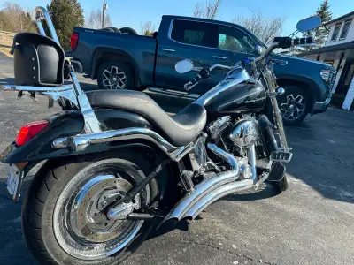 like new! only 13705 kms! certified, 1000s spent on upgrades. video on youtube @kindaharmless perfec...
