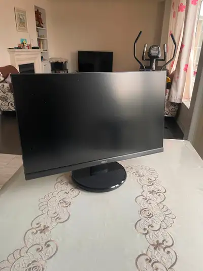 ==Like New== ACER 27'' LCD gaming monitor Model: ACER K272HL Viewable Screen Size: 27" (685.80 mm) S...