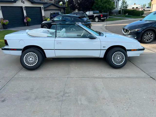 1991 Chrysler Lebaron convertible reduced 2800.00 in Cars & Trucks in Lethbridge - Image 11