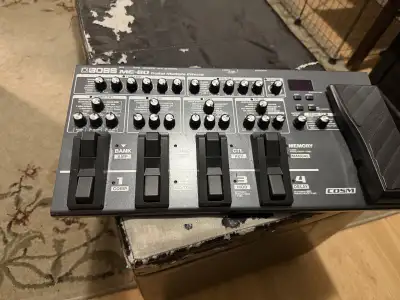 BOSS ME-80 Multi Effect Pedal, View more
