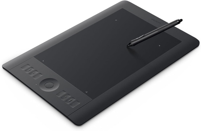 Wacom Intuos 5 Touch Small Pen Tablet (PTH-450) dans Autre  à Ville de Montréal - Image 2