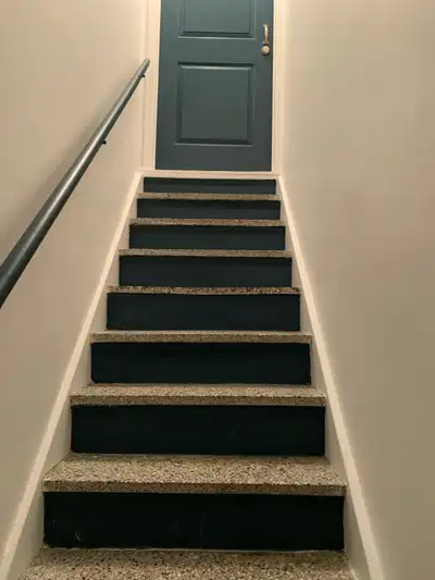 Belles chambres à louer. L’emplacement est idéal et à proximité de tous les services essentiels ! Co...