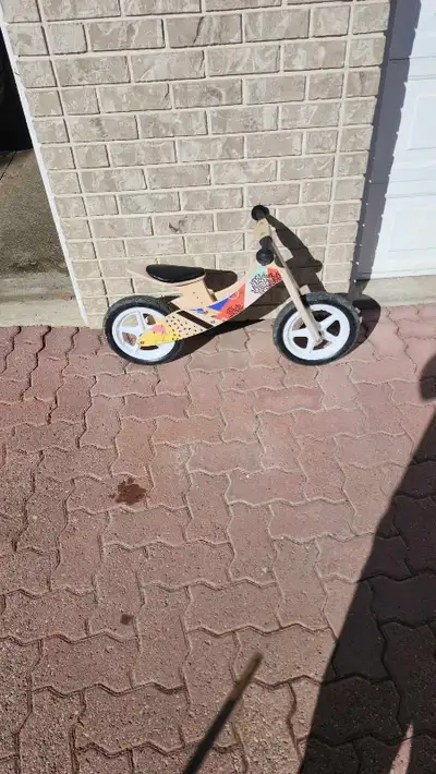 Kids Strider Bike like new, View more