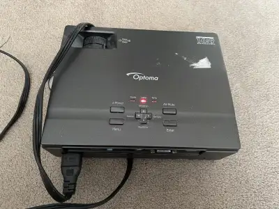 Selling my Optoma projector, perfect for home theatre or presentations, with a bright and clear imag...