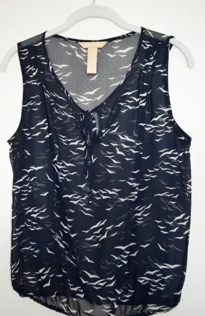Women's Sleeveless Blouse/Top Banana Republic Size Small NEW, View more