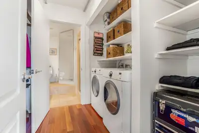 Ensemble laveuse-sécheuse Frigidaire EuroDesign – Vendu en paire, View more