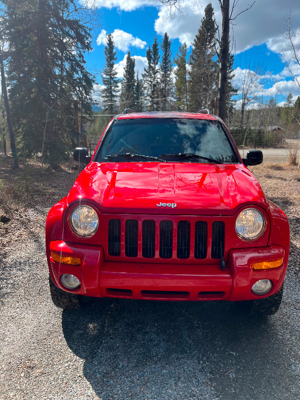 4x4 Jeep Liberty Limited, 2004. in Cars & Trucks in Whitehorse