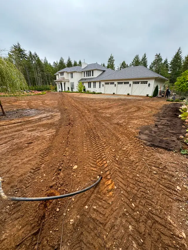 Case Vibratory Plow / Bore / Trencher in Heavy Equipment in Quesnel - Image 3