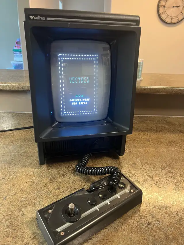 Vectrex console in Older Generation in Winnipeg - Image 3