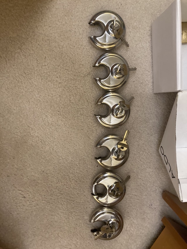 6 Uhaul heavy duty discus locks for storage Storage Containers
