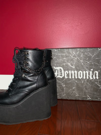 Demonia Swing-101 women’s shoes