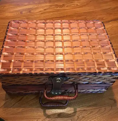 panier à pique-nique état neuf, View more