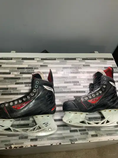 Hockey Skates size 9 CCM RBZ, View more