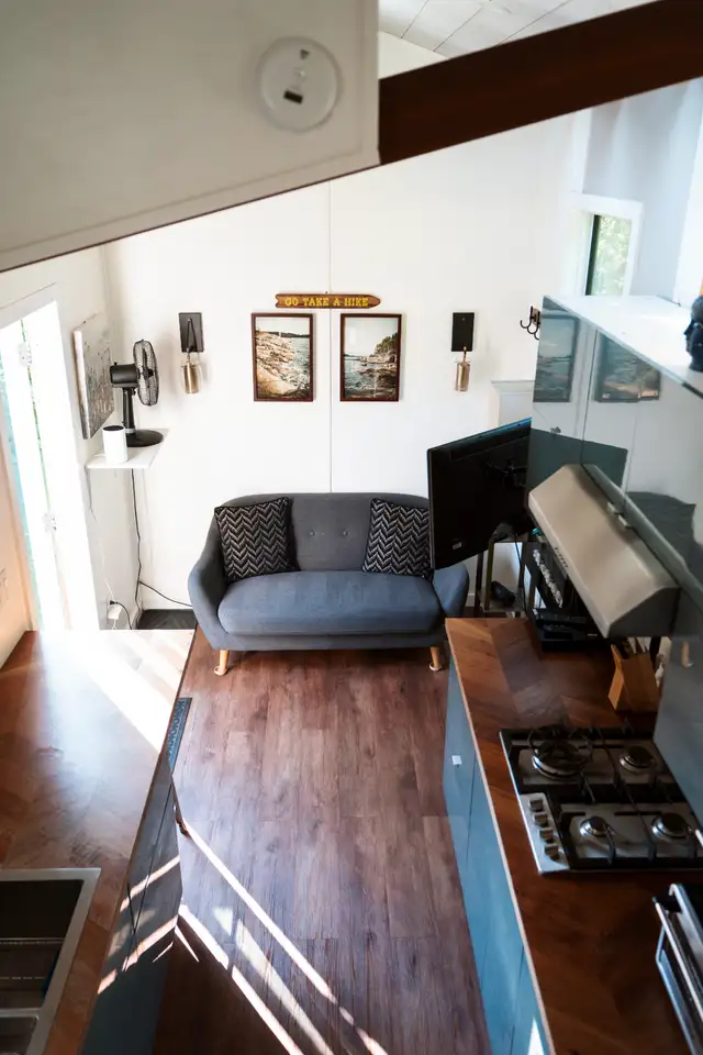 TURNKEY TINY HOME64192111083266122