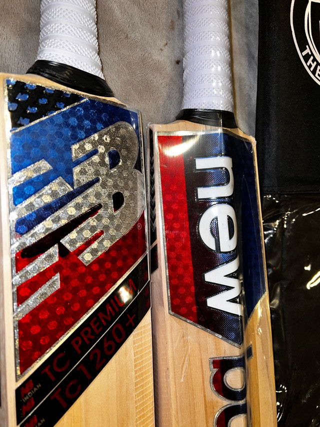 New balance cricket bat - English Willow  in Other in Mississauga / Peel Region - Image 3