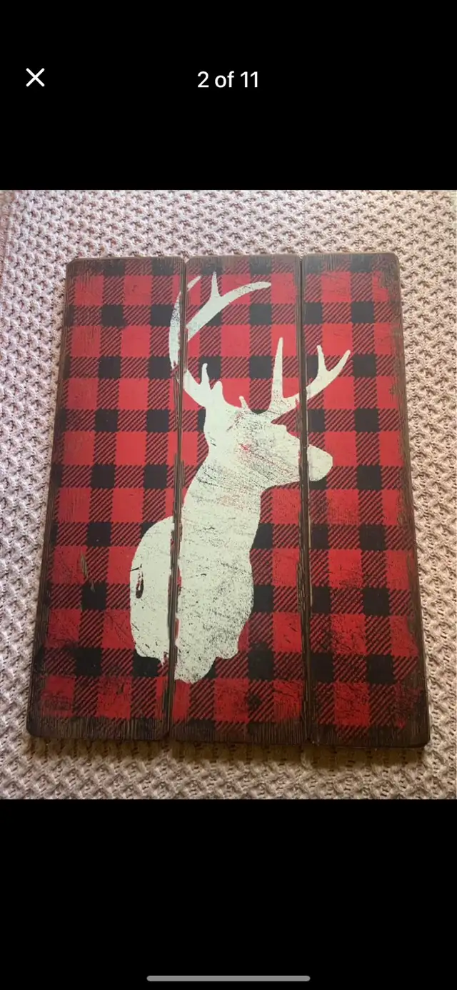 NEW LARGE RUSTIC ‘ CHRISTMAS WOODEN WALL ART ! REINDEER  !  in Holiday, Event & Seasonal in Mississauga / Peel Region - Image 2