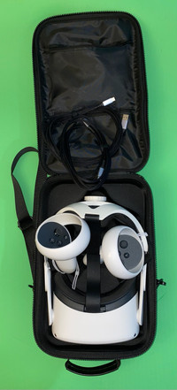Like-New Oculus (Meta) Quest 2 256GB VR Headset