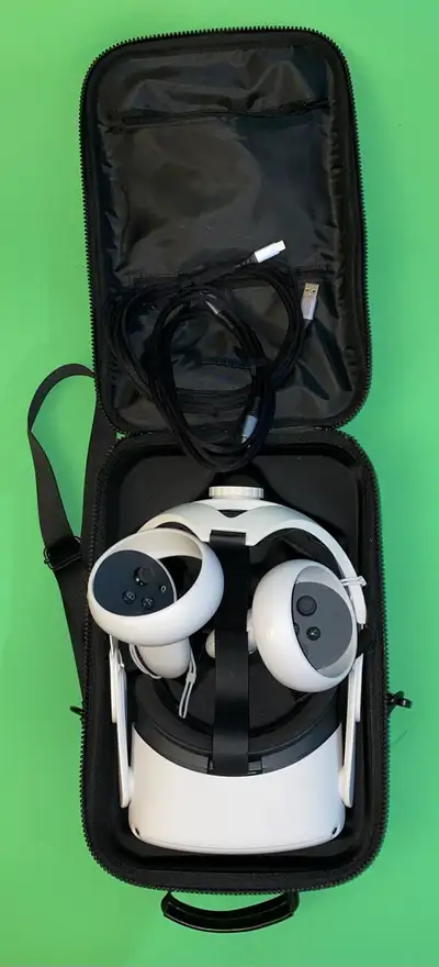 Like-New Oculus (Meta) Quest 2 256GB VR Headset, View more