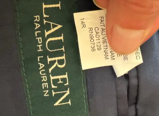 Boys Ralph Lauren Suit and dress shirt in Kids & Youth in Calgary - Image 3