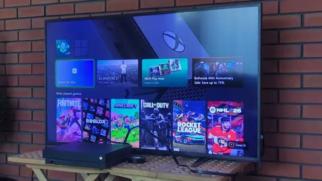 Microsoft Xbox One X 1TB Bundle532105376186378247