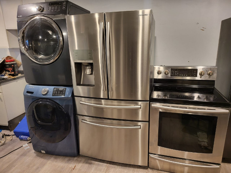 Samsung fridge stove washer dryer set Washers & Dryers Mississauga