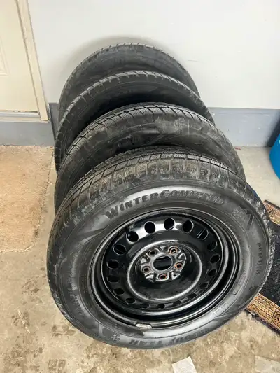 Selling four Goodyear winter tires with rims take it out from 2024 Toyota sienna is also good for RA...