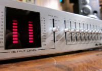 AMX AQL-100 STEREO EQ EQUALIZER PREAMPLIFIER METERS LIKE ADC SAE