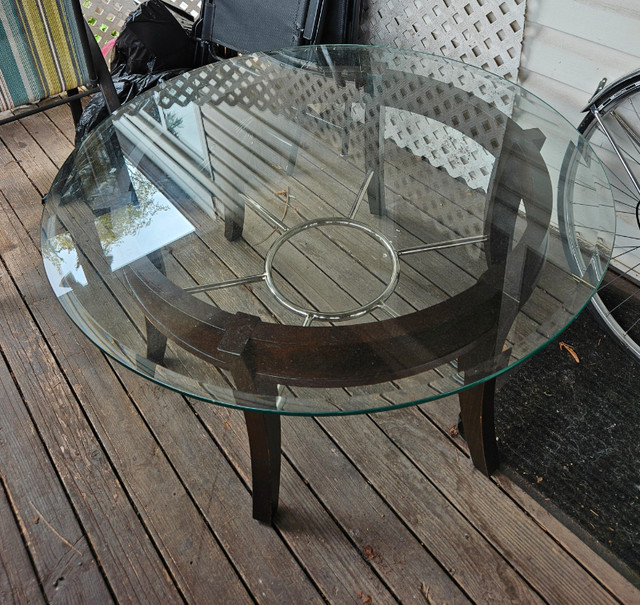 Glass Coffee Table FREE in Coffee Tables in Cowichan Valley / Duncan - Image 2