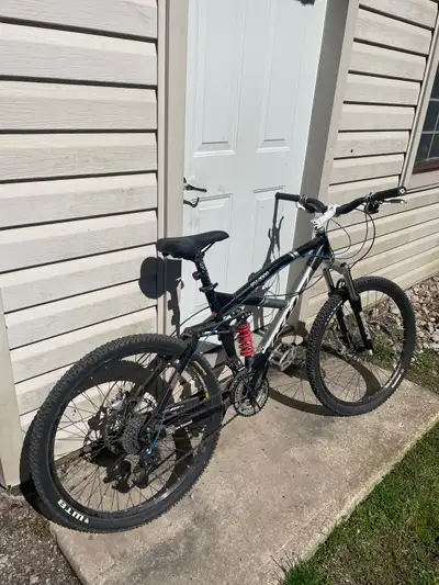 Older khs fr 2000 full suspension mountain bike , overall good shape ( could use a cleaning & tune u...