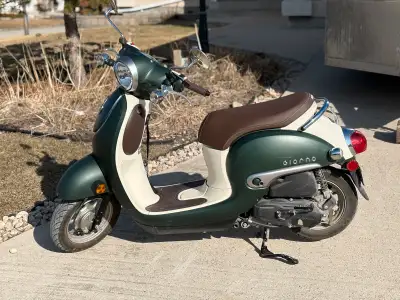 Selling my beloved, like new Honda Giorno. Asking $3600 - open to reasonable offers. Original owner...