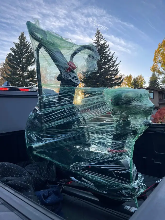 HKers Pickup Truck Delivery $60 – Marketplace, IKEA, Small Moves in Moving & Storage in Calgary - Image 11