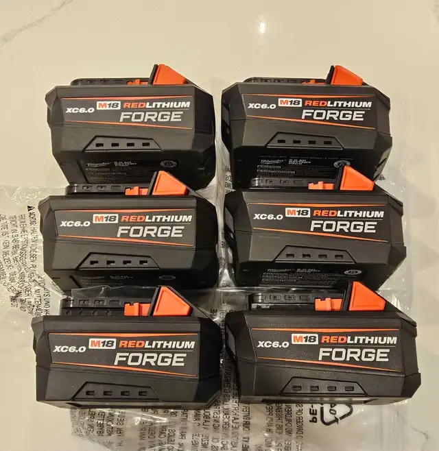 Brand New Milwaukee M18 Forge Battery (6)