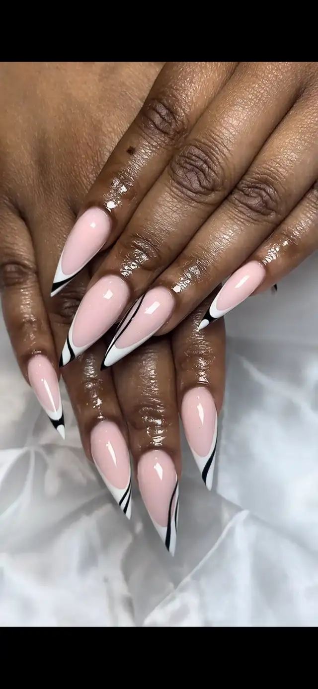 *Brampton Nail Tech* in Health and Beauty Services in Oakville / Halton Region - Image 5