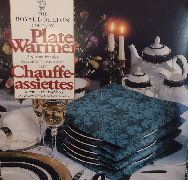 ROYAL DOULTON PLATE WARMER in Kitchen & Dining Wares in Oakville / Halton Region