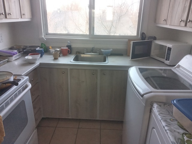 Grande Chambre ($600/mois), tout inclus + parking — photo 2